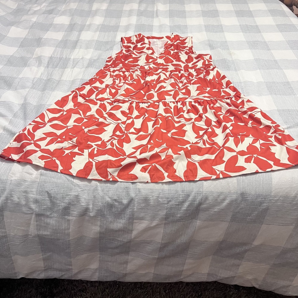 Shein-Women's Floral Print Sleeveless Dress Size M
